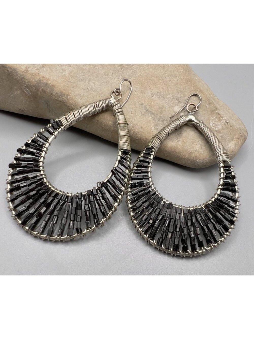 Vintage Y2K Wrapped Silver Tone Wire & Strung Black Bugle Beads Dangle Earrings